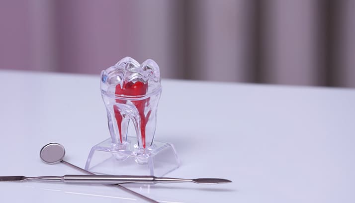 極力痛みの少ない親知らずの抜歯